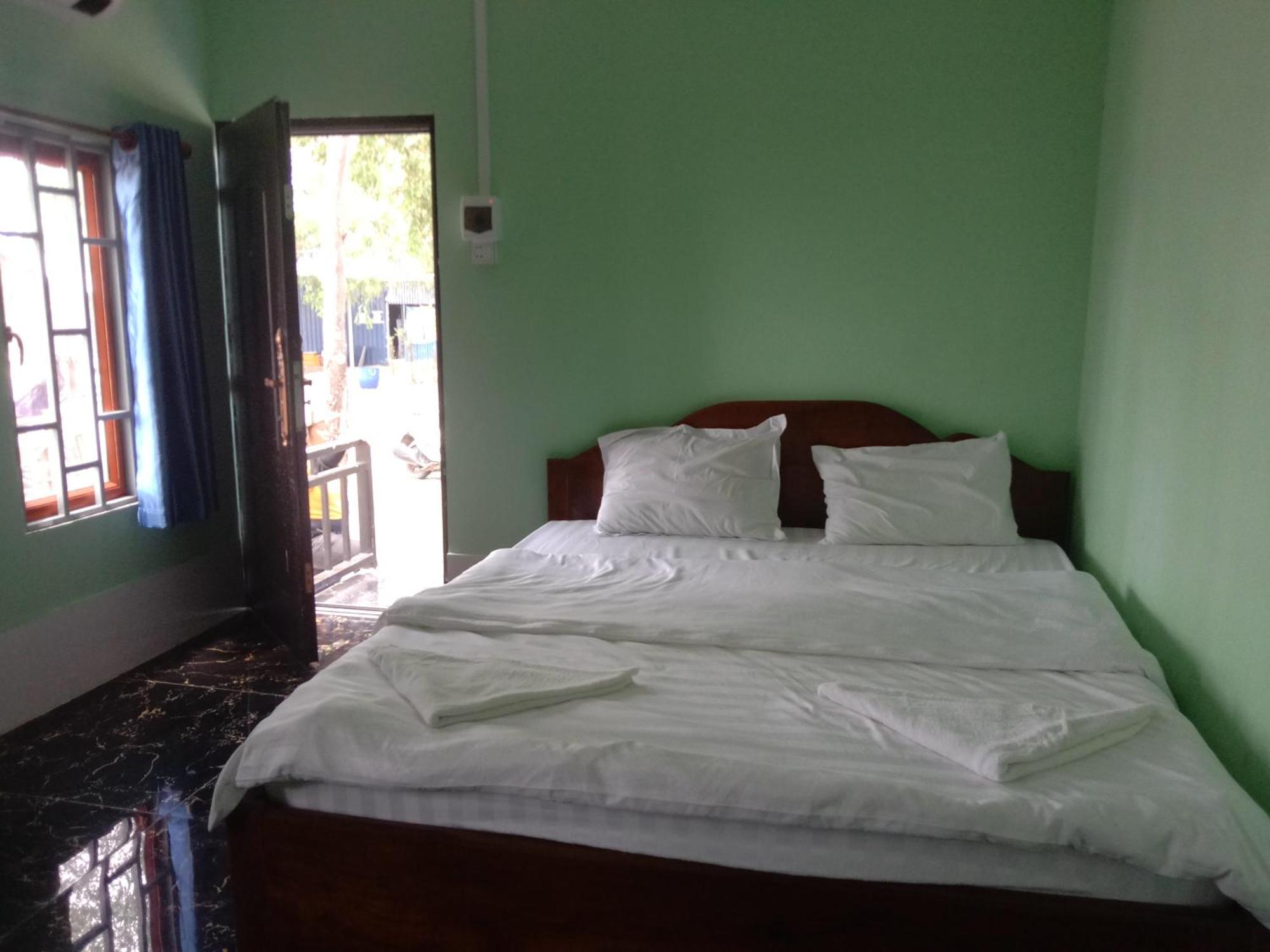 La Plage De Kampot By Lee & Hap Guest House Habitación foto